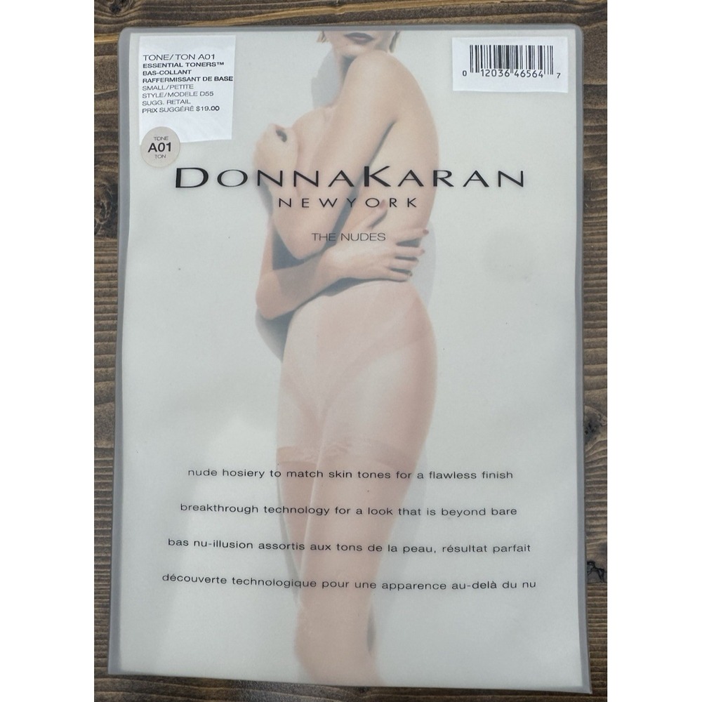 Donna Karan The Nudes‎ Nude Pantyhose Small Petite A01 D55 New In Package